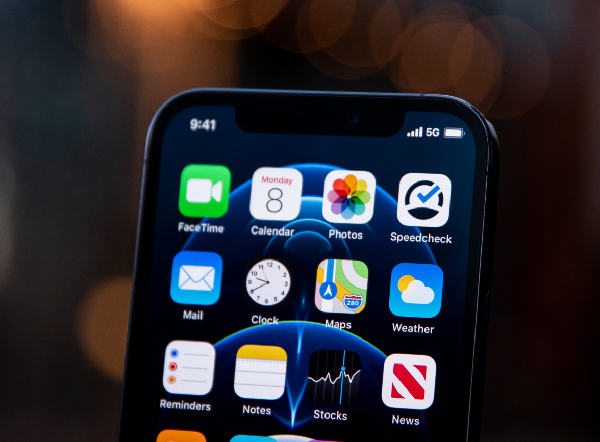 盐山苹果手机维修分享为什么 iPhone 12 在冬季会自动关机 